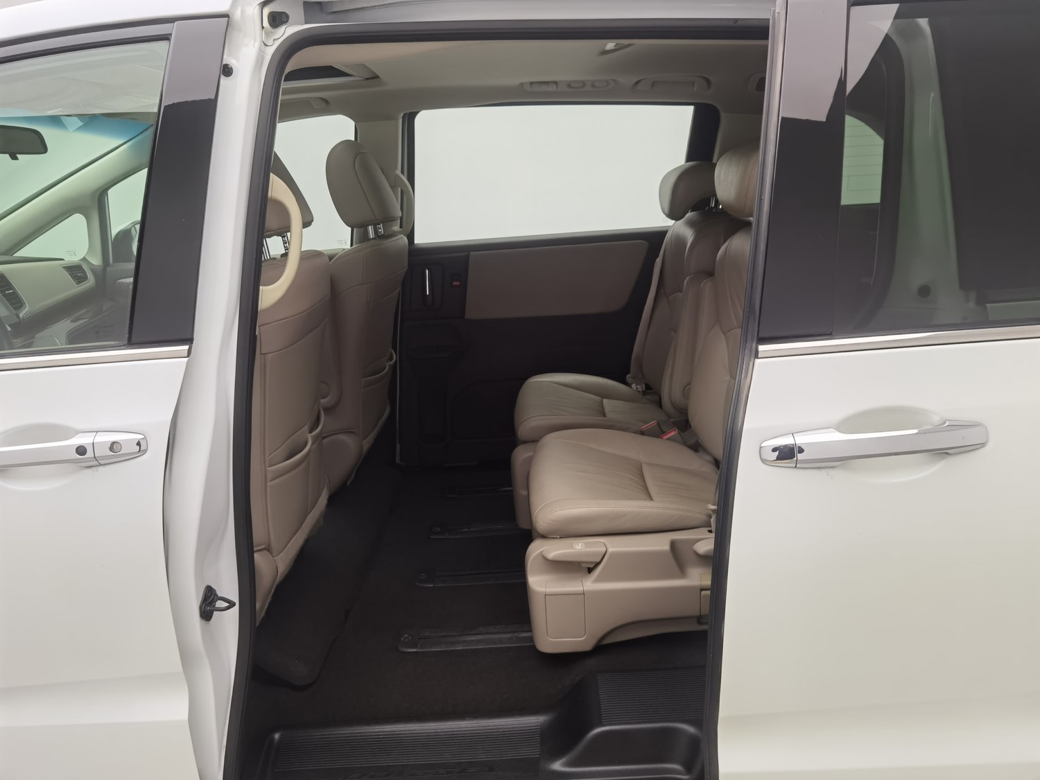 Used Honda Odyssey 2015 2.4 AT