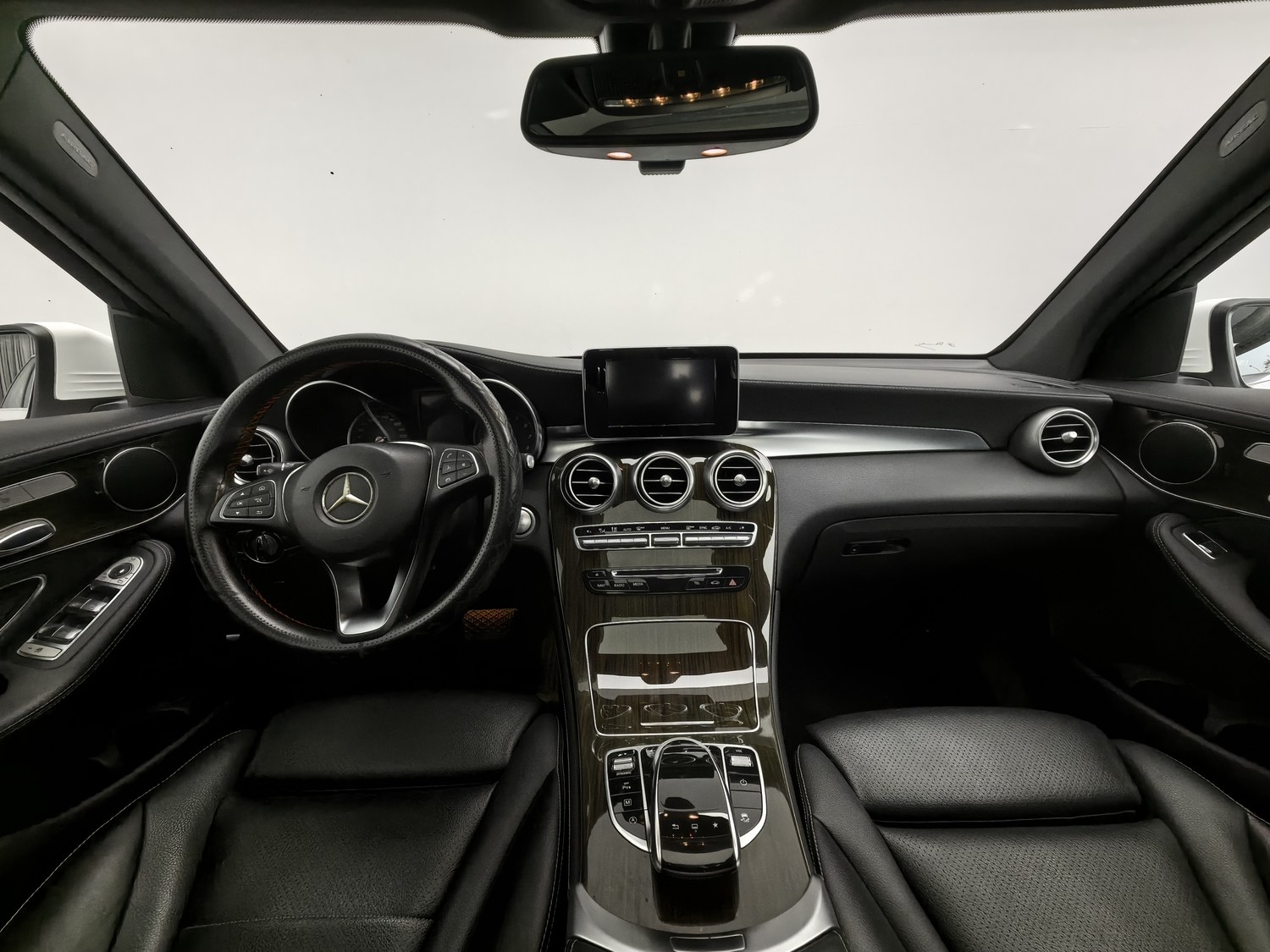 Used Mercedes-Benz GLC 2016 2.0 AT