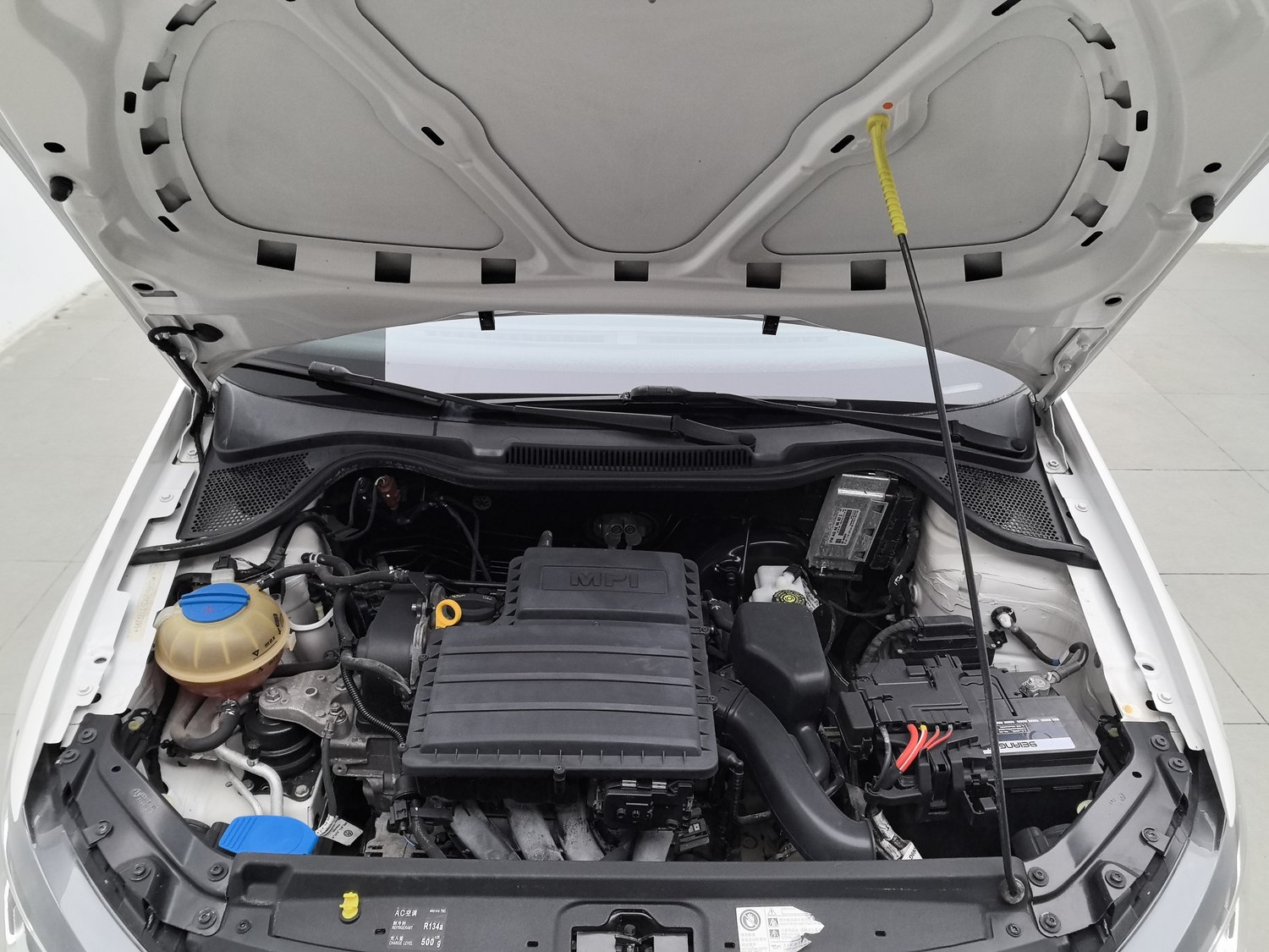 Used Volkswagen Polo 2014 1.4 AT