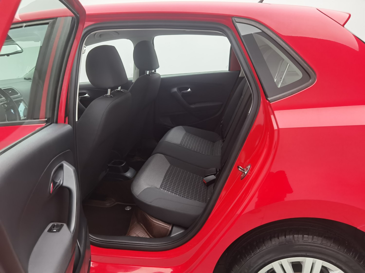 Used Volkswagen Polo 2018 1.5 AT
