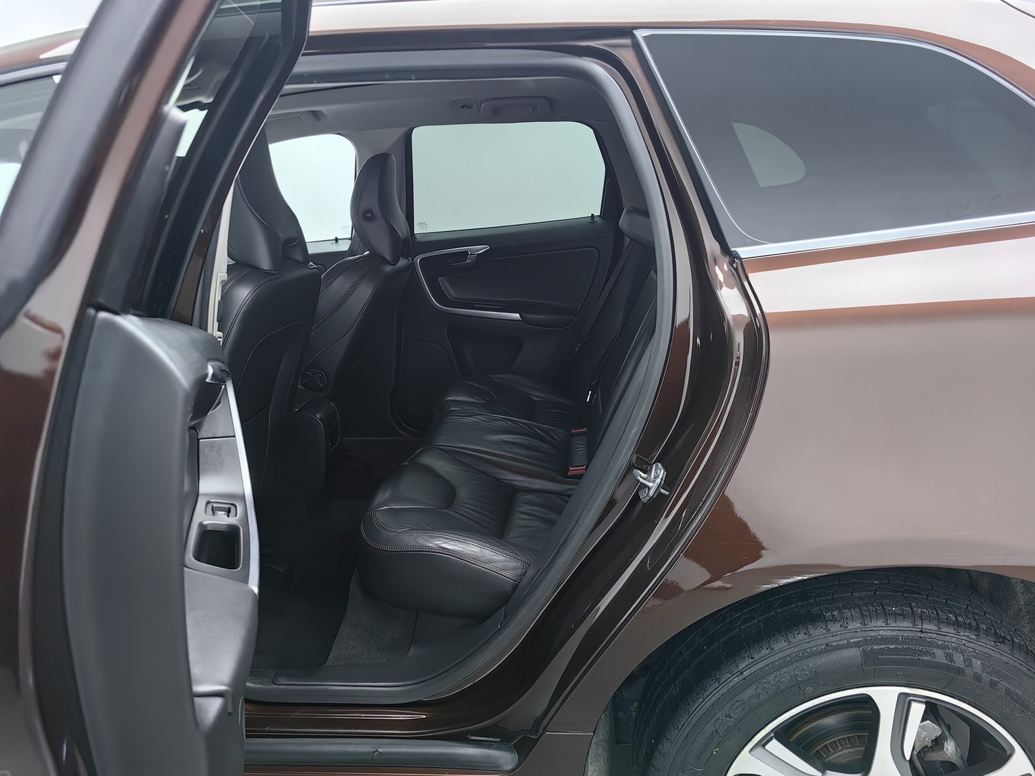 Used Volvo XC60 (Imported) 2014 2.0 AT
