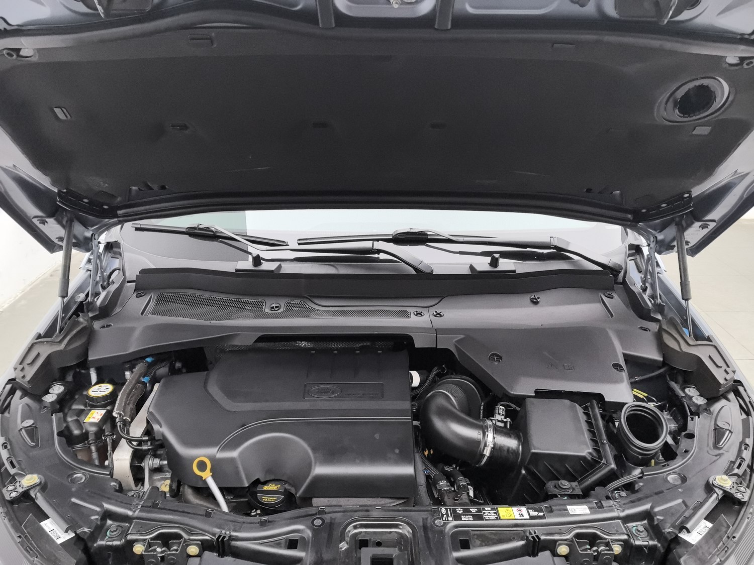 Used Land Rover Discovery Sport 2021 2.0 AT