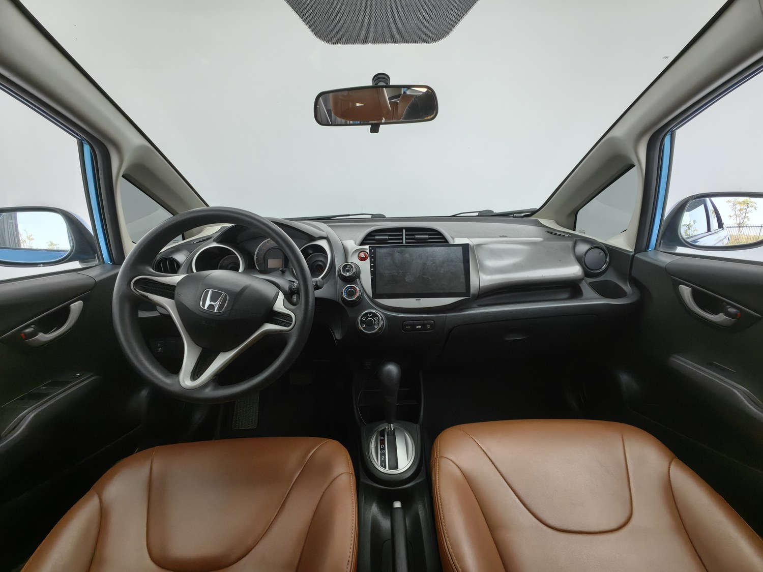 Used Honda Fit 2011 1.3 AT