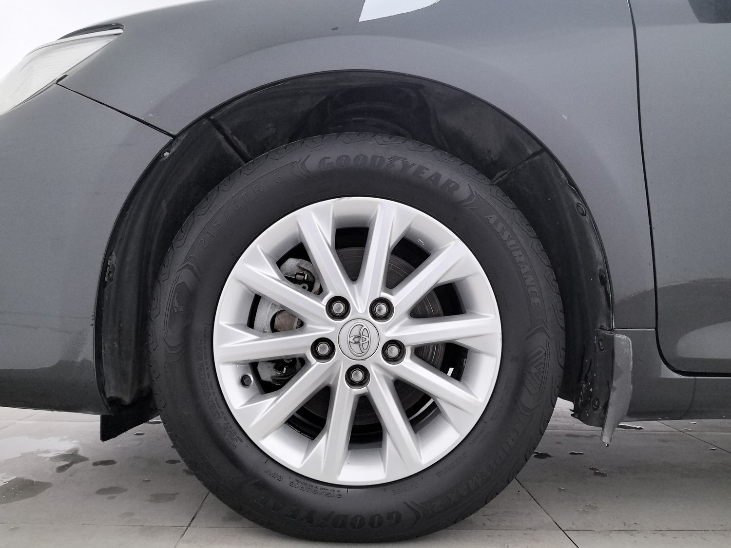 Used Toyota Camry 2016 2.0 AT
