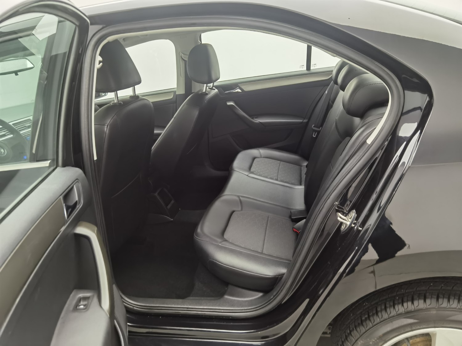 Used Volkswagen Santana 2015 1.6 AT