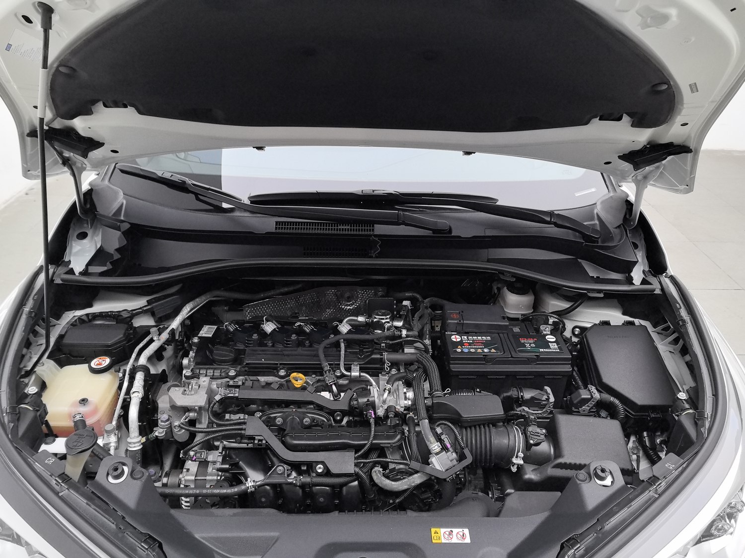 Used Toyota C-HR 2018 2.0 AT