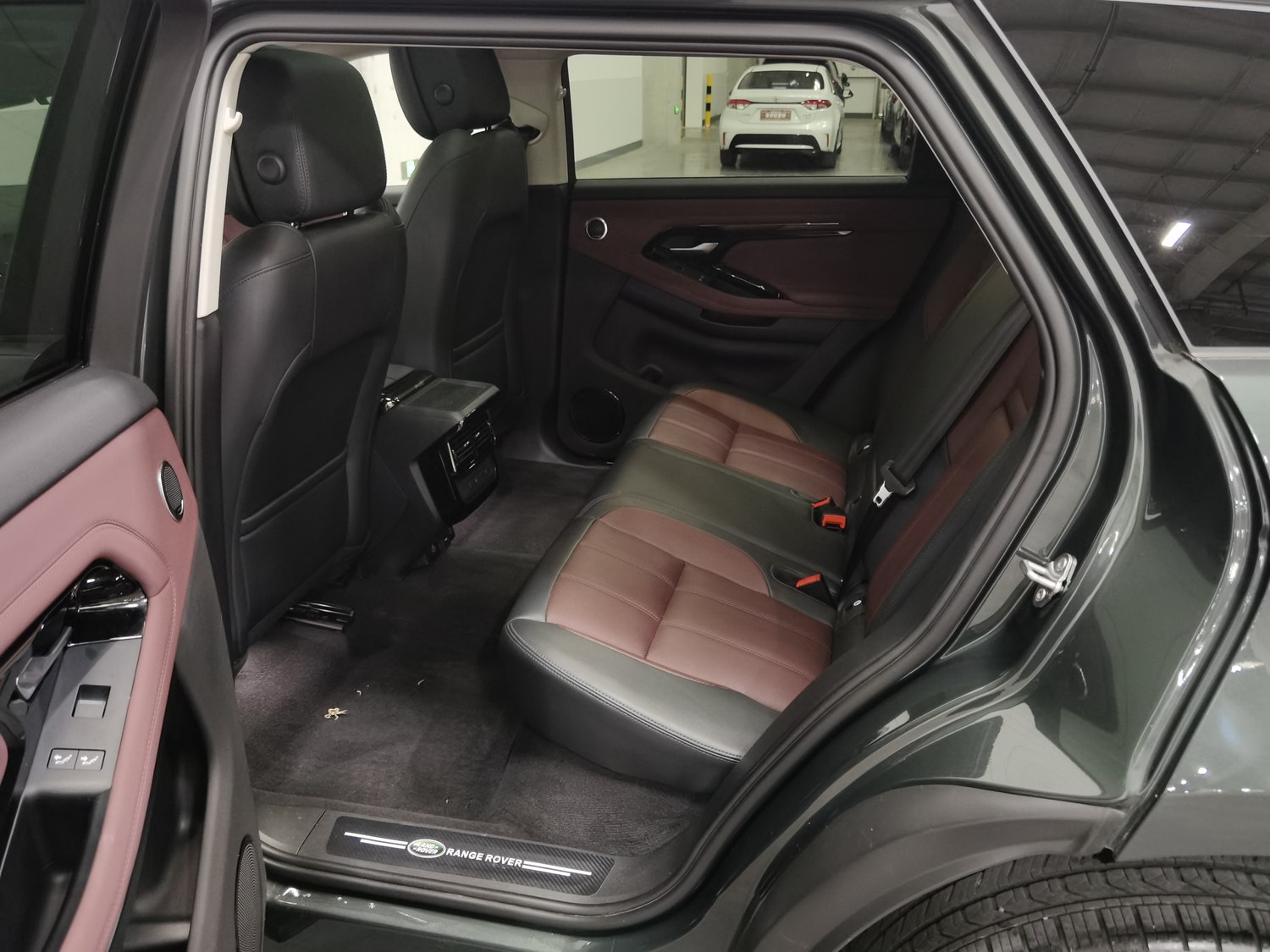 Used Land Rover Range Rover Evoque 2024 2.0 AT
