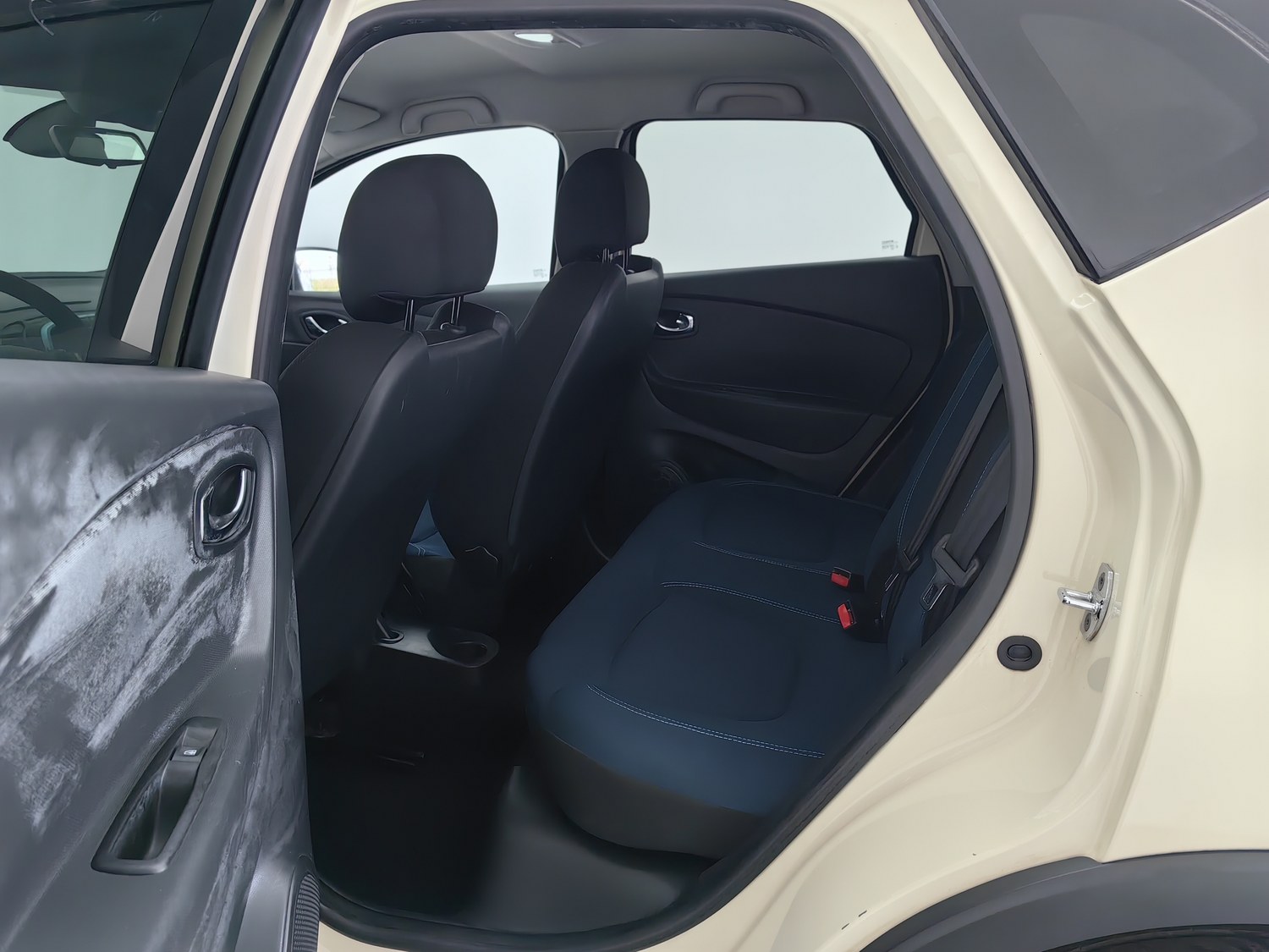 Used Renault Captur 2015 1.2 AT