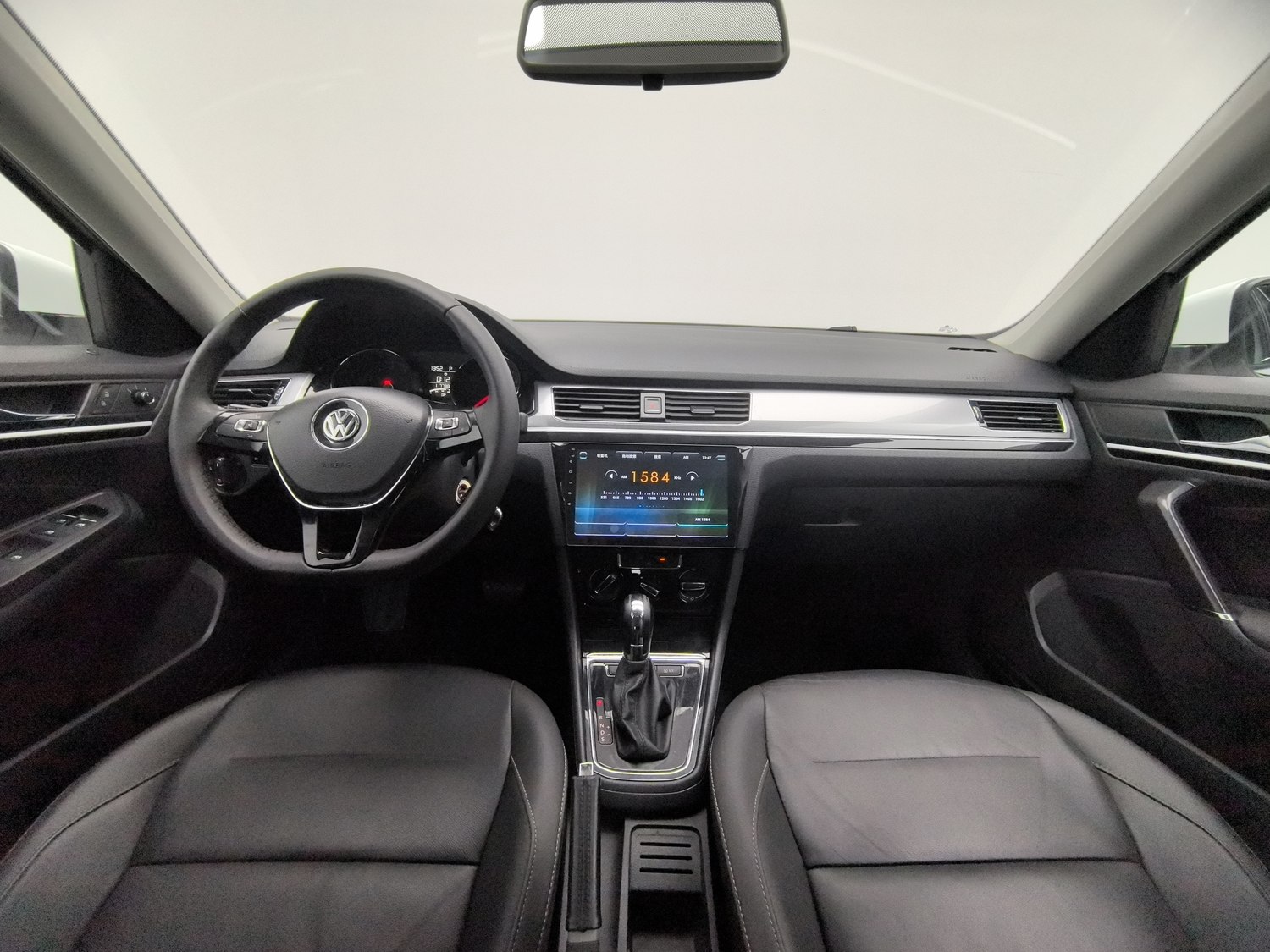 Used Volkswagen Bora 2018 1.5 AT