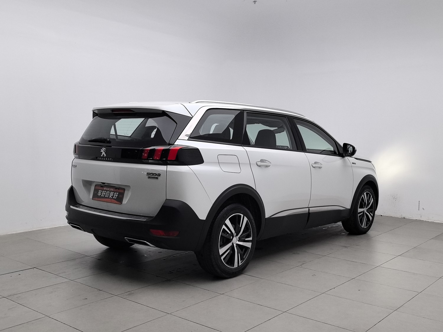 Used Peugeot 5008 2017 1.6 AT