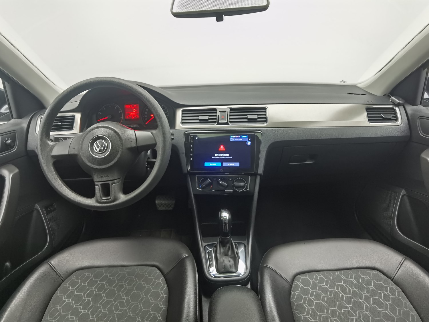 Used Volkswagen Santana 2015 1.6 AT