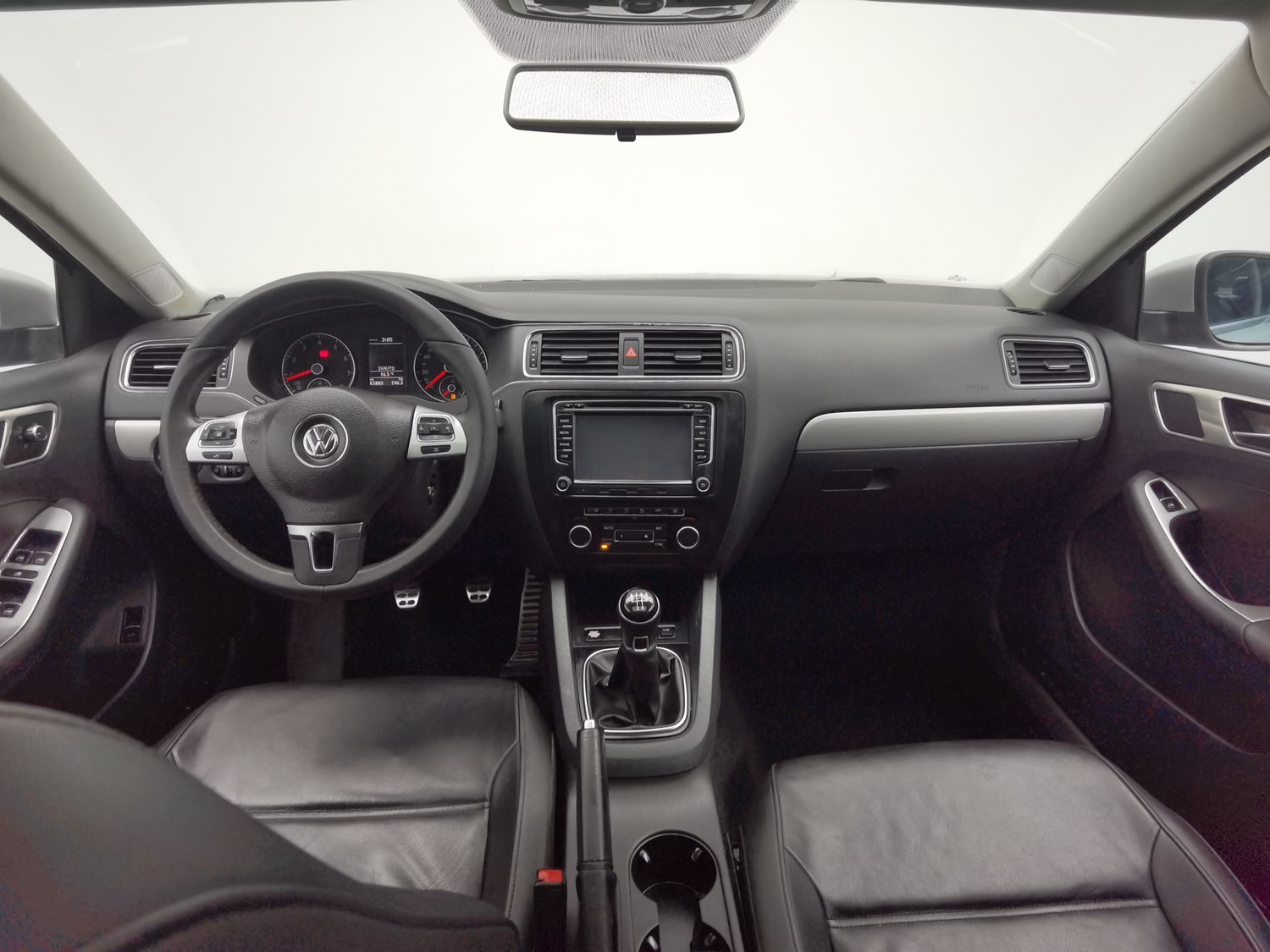 Used Volkswagen Sagitar 2014 1.4 MT