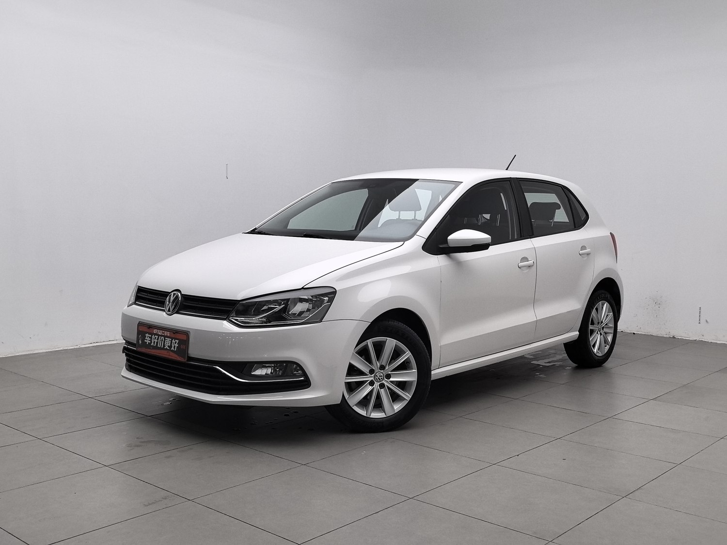 Used Volkswagen Polo 2014 1.4 AT