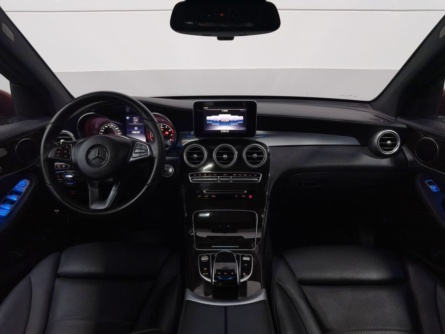 Used Mercedes-Benz GLC 2019 2.0 AT