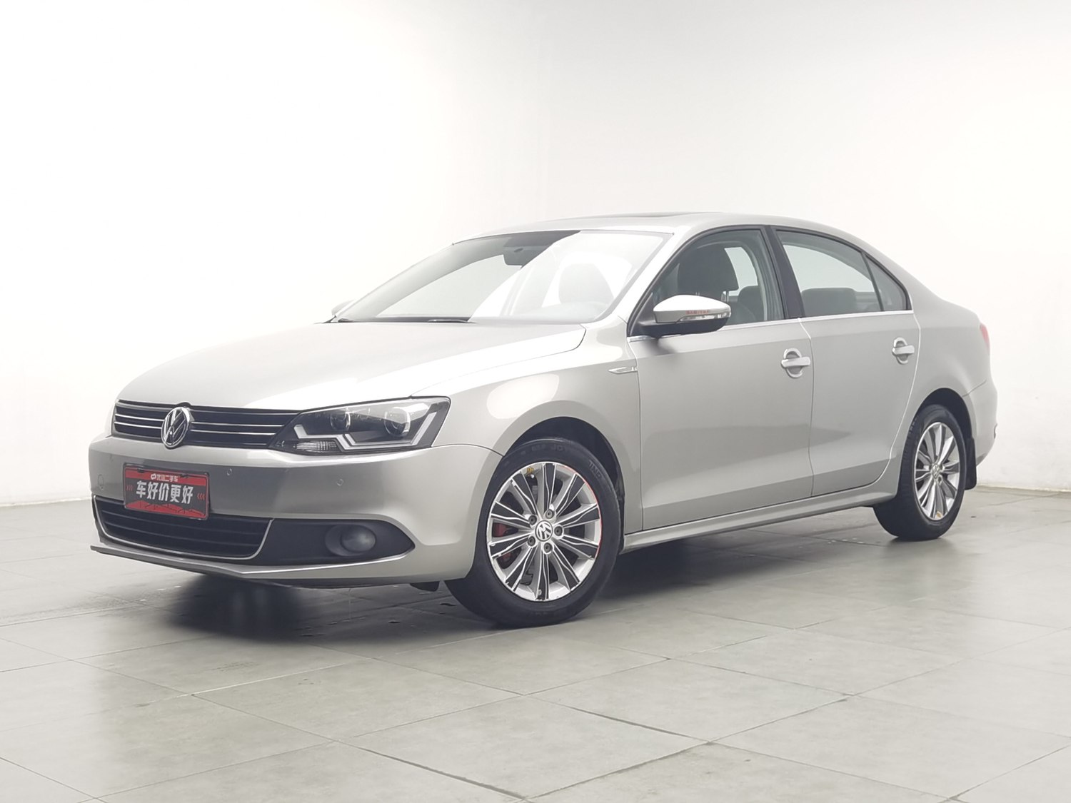 Used Volkswagen Sagitar 2014 1.4 MT