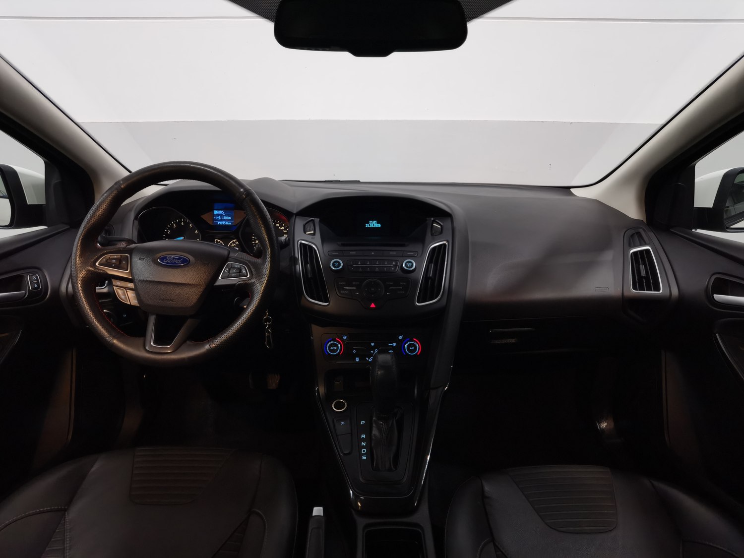 Used Ford Focus 2015 1.0 AT