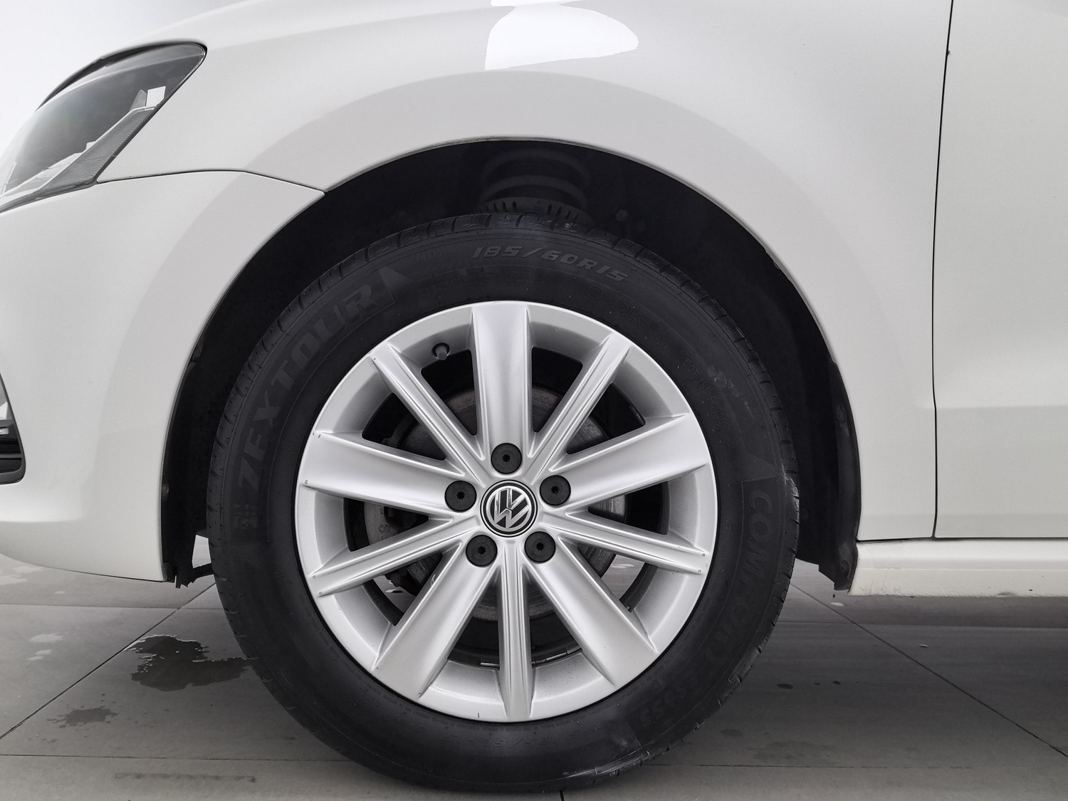Used Volkswagen Polo 2014 1.4 AT
