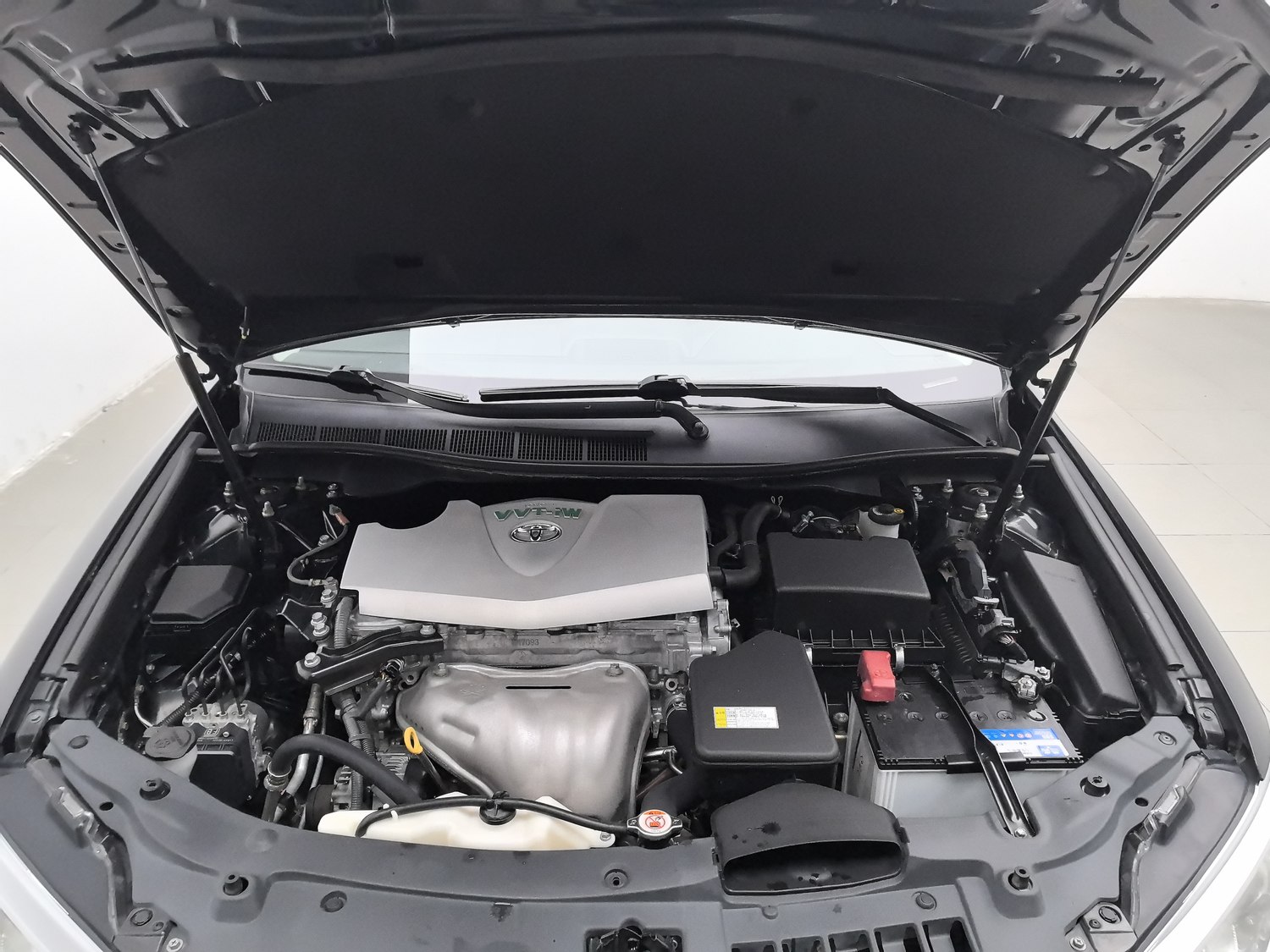 Used Toyota Camry 2016 2.0 AT