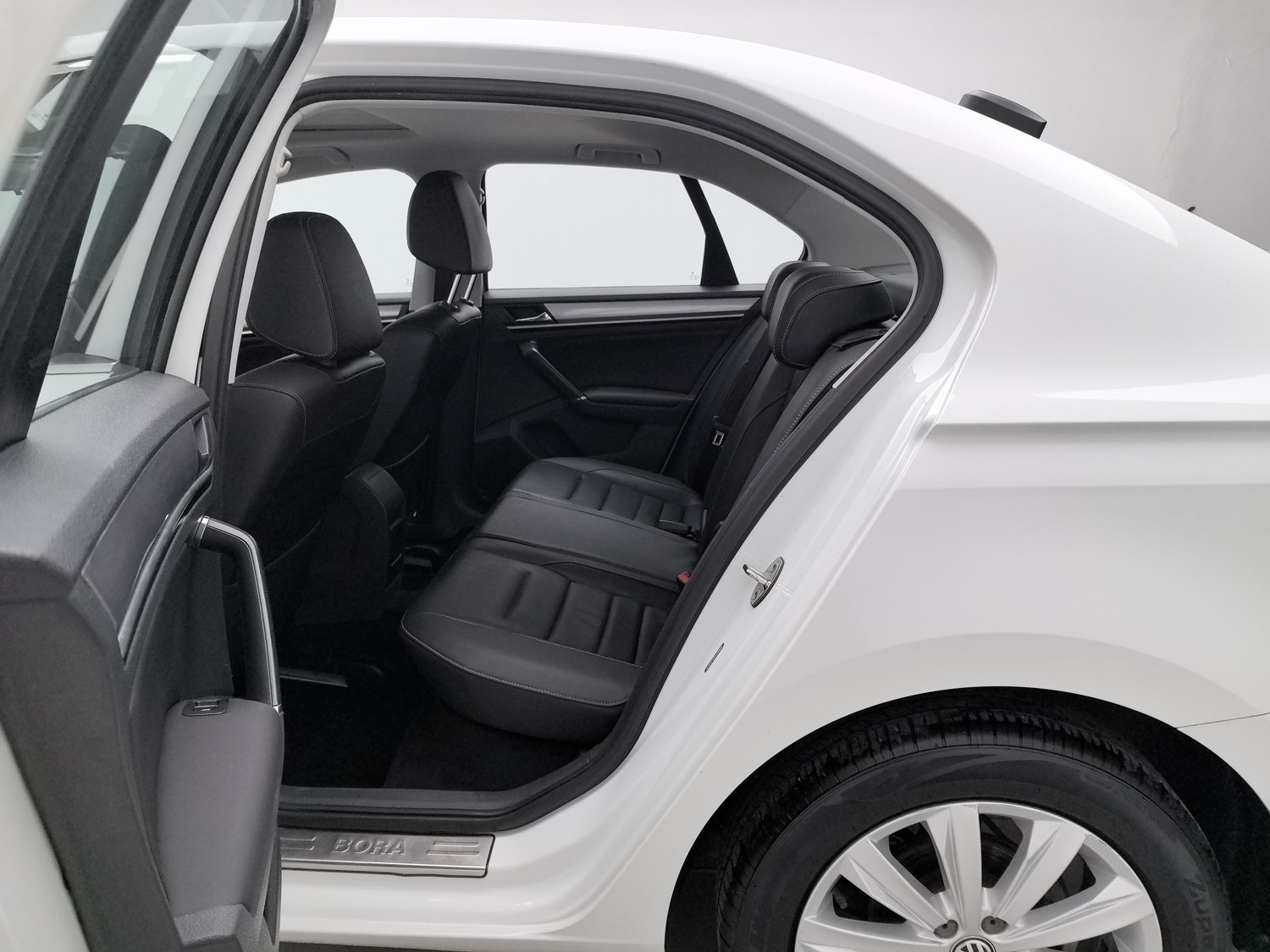 Used Volkswagen Bora 2018 1.5 AT
