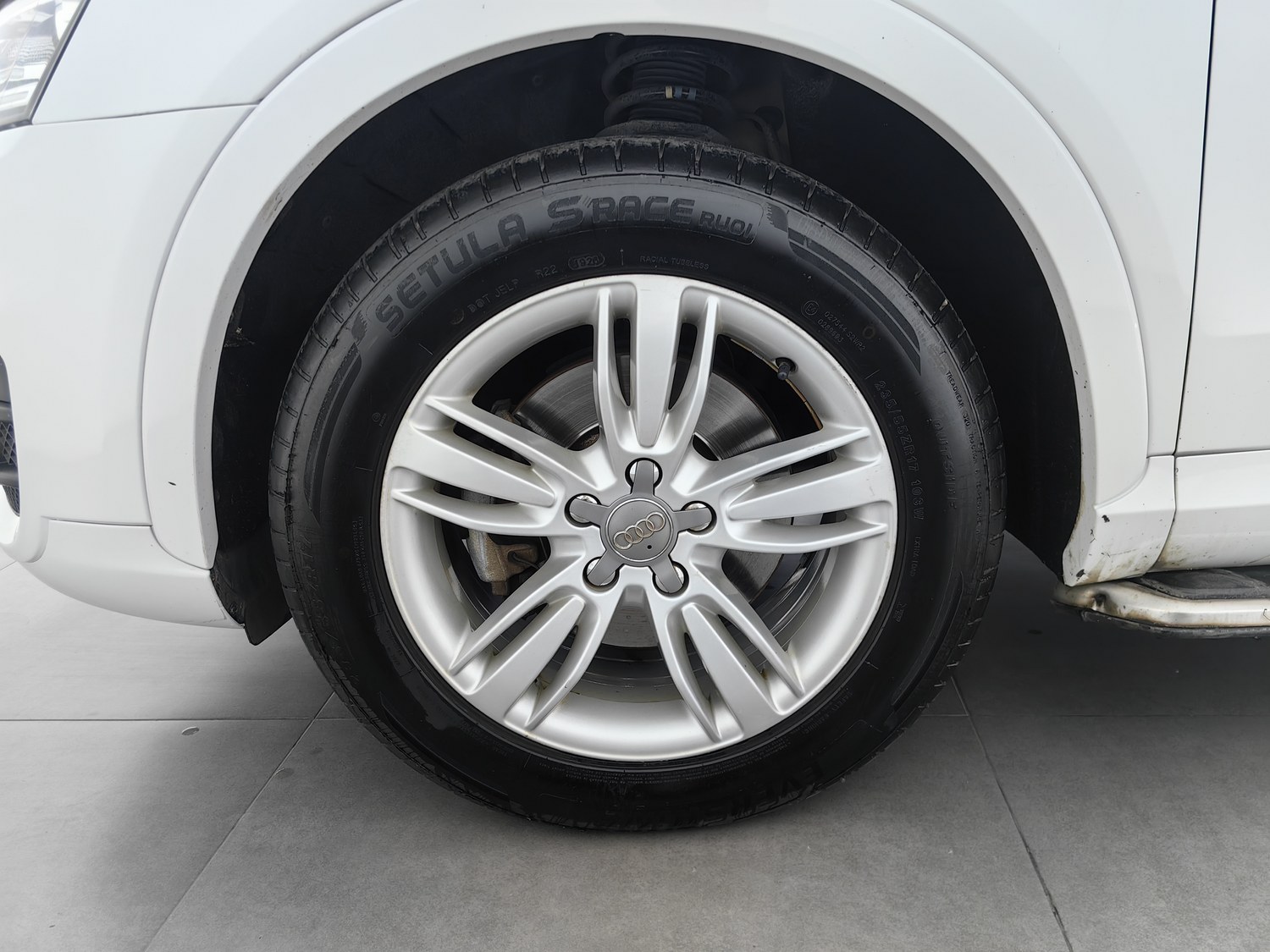 Used Audi Q3 2013 2.0 AT