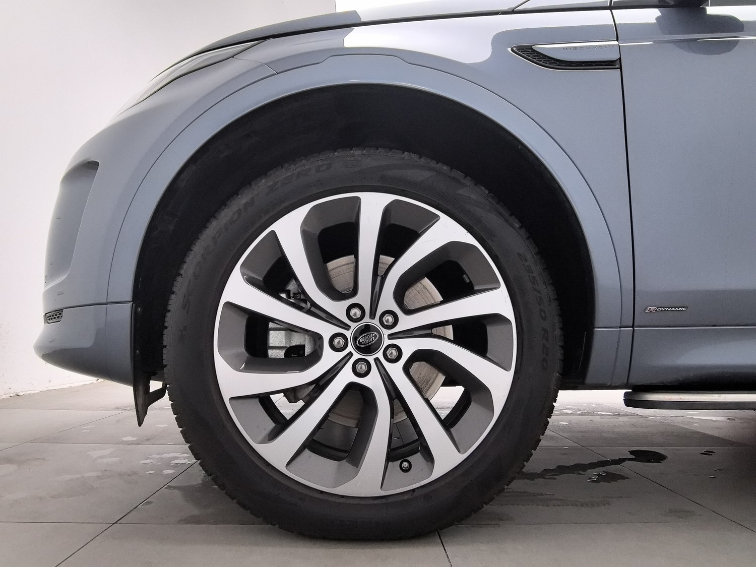 Used Land Rover Discovery Sport 2021 2.0 AT